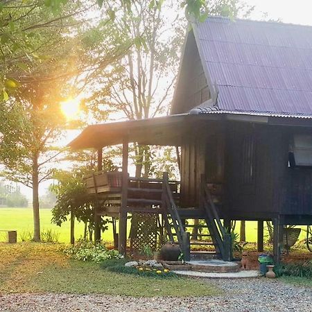メーリム バーン トゥン ブン ロム Bed & Breakfast エクステリア 写真