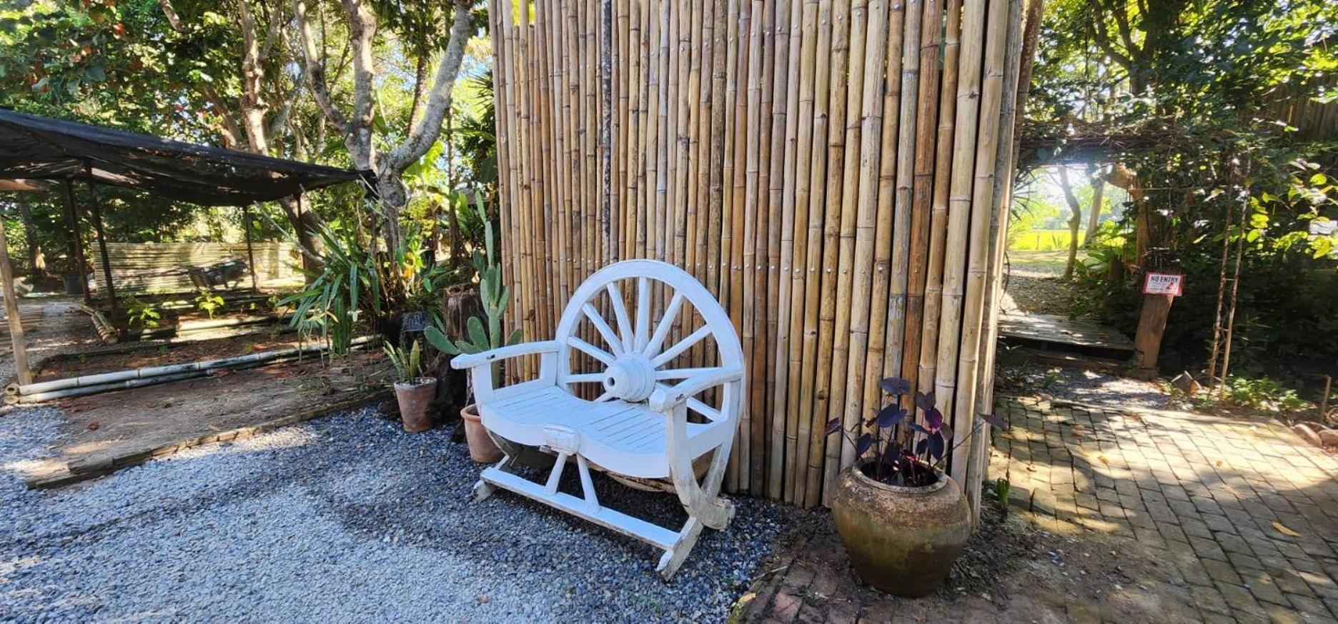 メーリム バーン トゥン ブン ロム Bed & Breakfast エクステリア 写真