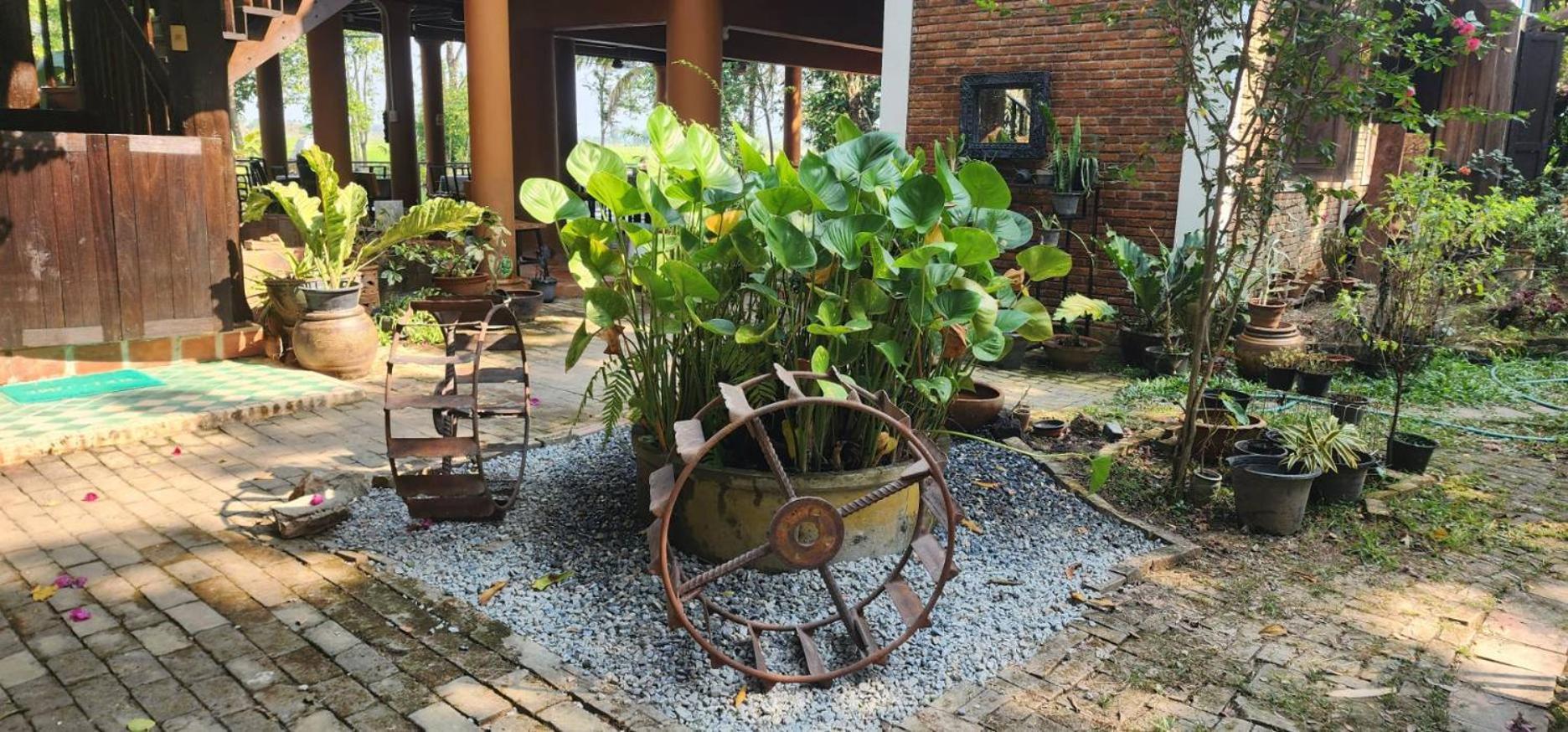 メーリム バーン トゥン ブン ロム Bed & Breakfast エクステリア 写真