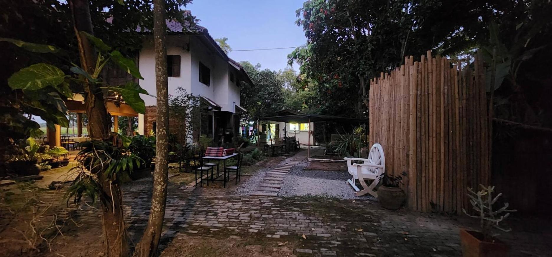 メーリム バーン トゥン ブン ロム Bed & Breakfast エクステリア 写真